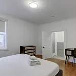 Artful 3Br In Montreal Village Zp0