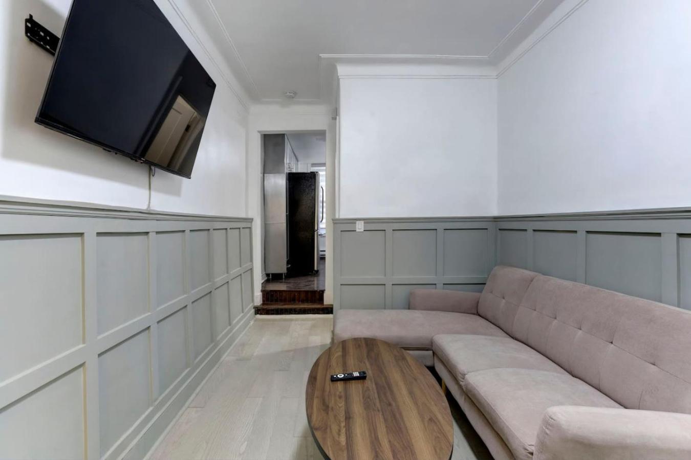 Artful 3br In Village Zp0 Apartment