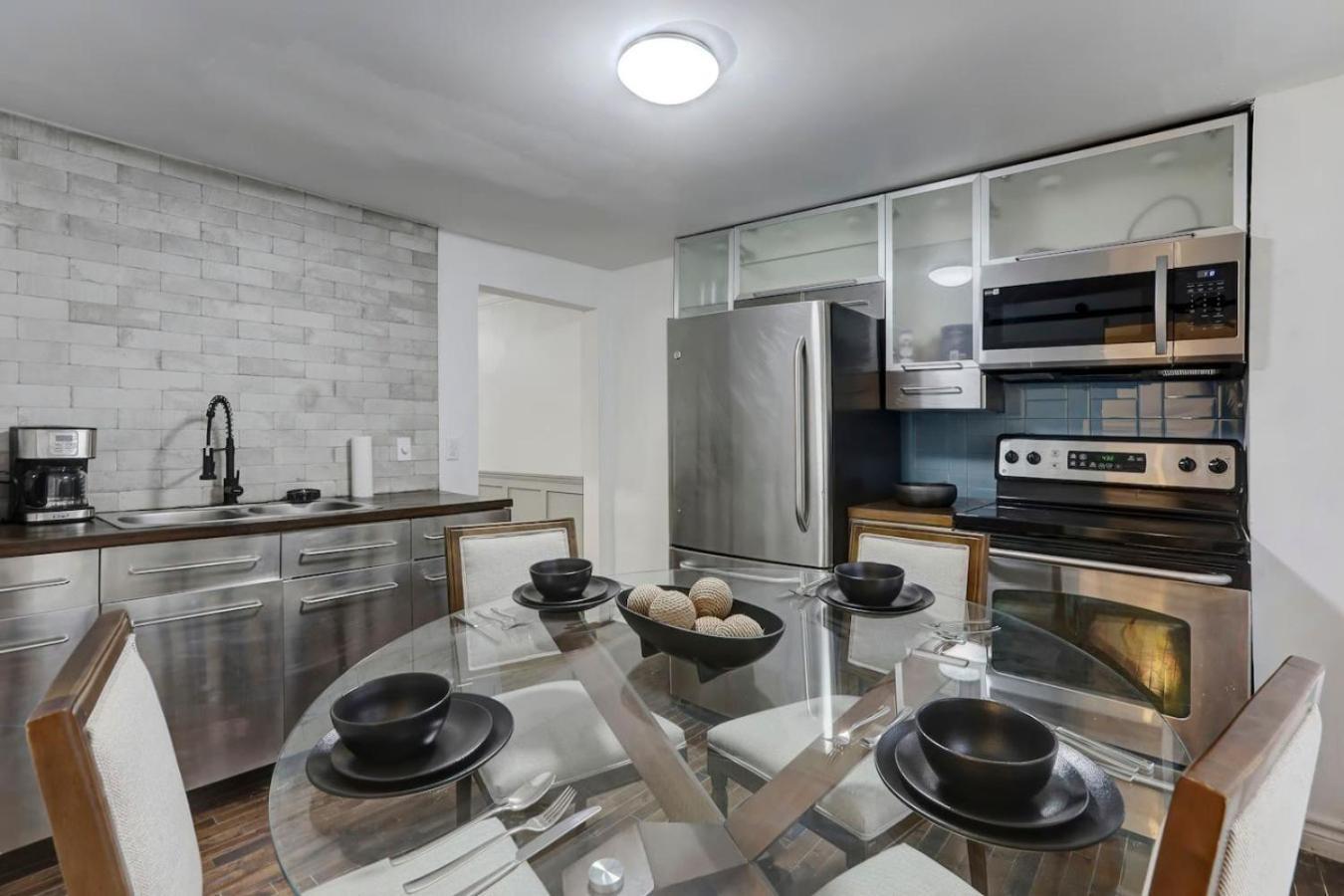 Artful 3br In Village Zp0 * Montreal